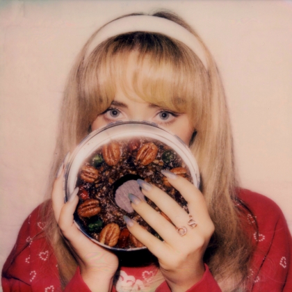 Sabrina Carpenter wydała świąteczną EP-kę fruitcake
